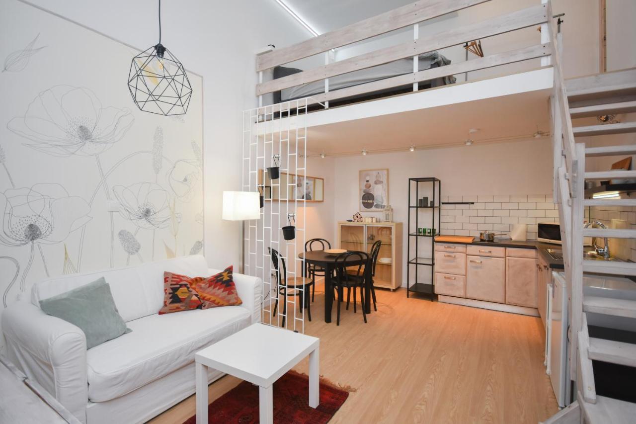Apartment Stylish In Downtown For 2-4 People *
